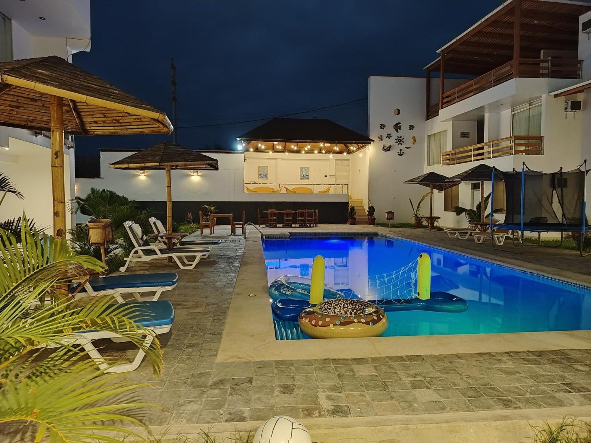 Prim Hotel Vichayito Dış mekan fotoğraf