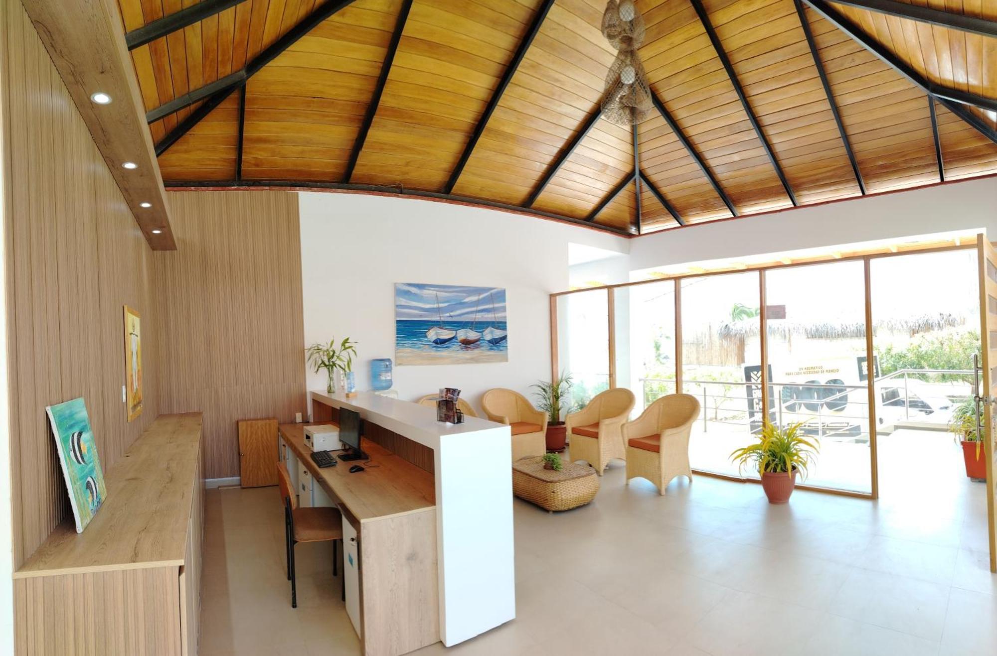 Prim Hotel Vichayito Dış mekan fotoğraf